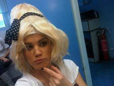 Η ξανθιά Μαίρη Συνατσάκη