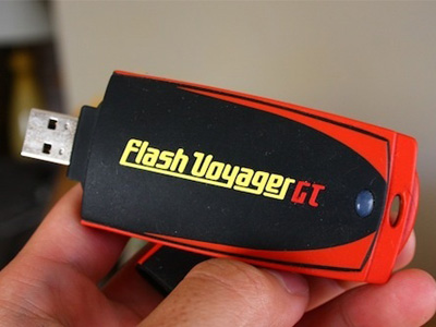 Σχετικά ακριβό, αλλά μακράν το πιο γρήγορο και με 128GB USB memory stick