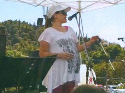 Η κοιλίτσα της Μαριάννας