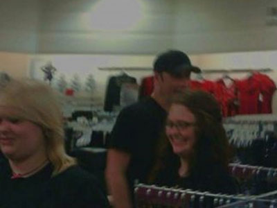 Η κρίση χτύπησε και τον John Travolta;