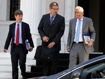 «Άκαρδοι τεχνοκράτες» τα μέλη της τρόικας σύμφωνα με Γερμανό πολιτικό επιστήμονα