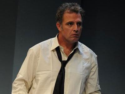 Πασχάλης Τσαρούχας: Συνεχίζει να «διαφημίζει» την Μακρυπούλια