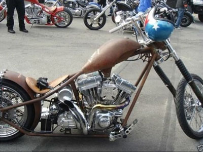 Πουλάει την αγαπημένη του μηχανή