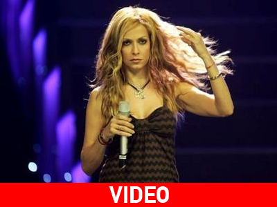 Η Βίσση τραγουδά στην μητέρα της