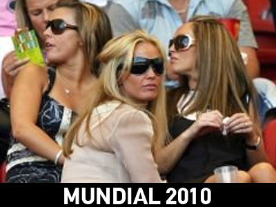 Προκαλούν οι WAGS στη Νότιο Αφρική