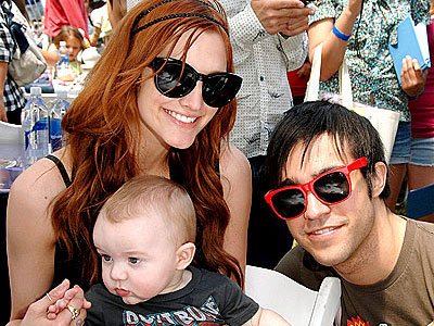 Ο γιος του Pete Wentz σε αυτοκινητιστικό