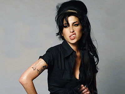 Πάλι σε μπλεξίματα η Amy Winehouse