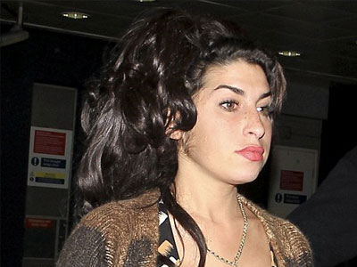 Amy Winehouse: Επέστρεψε στη βάση της