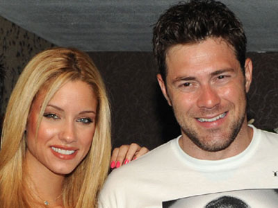 Νομικού-Χολίδης: Βόλτα στη Βουλιαγμένη