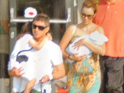 Ο Ζαγοράκης πήρε τον γιο του σπίτι