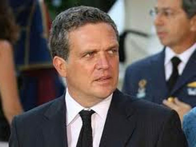 Χρήστος Ζαμπούνης: Πώς έκανε πρόταση γάμου στην αγαπημένη του;