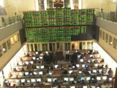 Οριακά κέρδη μετά τη «βουτιά» της Δευτέρας στο Χ.Α.