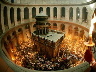 Άγιο φως… της οικονομίας