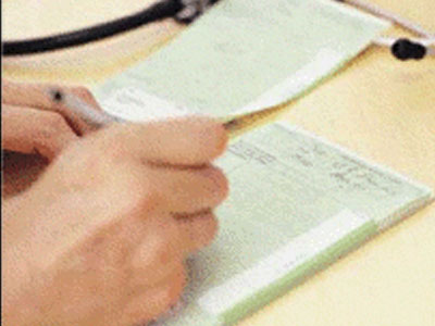 Γιατροί σε κύκλωμα απάτης σε βάρος του ΟΑΕΕ Γιατροί σε κύκλωμα απάτης σε βάρος του ΟΑΕΕ