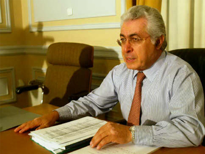 Α. Παυλίδης: αρνούμαι να παραιτηθώ για ένα κατεργάρη