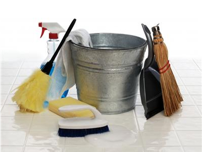 Παραμείνετε ευτυχισμένες… καθαρίζοντας!