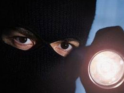 Οι διαρρήκτες άφησαν πίσω τους… 50 ευρώ