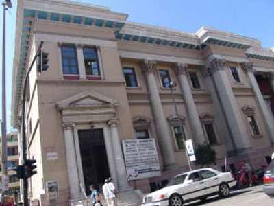 Επίθεση μυστήριο σε ΙΧ εισαγγελέως στην Πάτρα