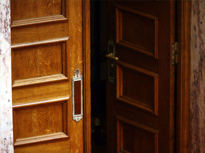 Ο τελευταίος ας κλείσει παρακαλώ την πόρτα