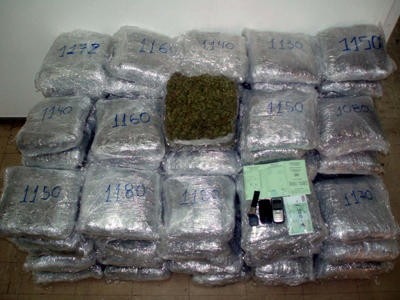 Εξαρθρώθηκε η σπείρα που προσπάθησε να περάσει 162,5 κιλά κάνναβη