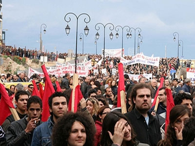 Αντιπολεμική πορεία στο κέντρο της Αθήνας