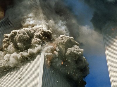 “Μια τρομοκρατική επίθεση θα βοηθούσε τον Μακ Κέιν”