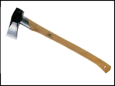 Προσπάθησε να σκοτώσει τη μητέρα της με τσεκούρι Προσπάθησε να σκοτώσει τη μητέρα της με τσεκούρι