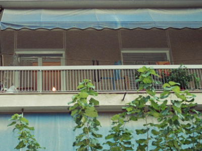 Έδεσαν και λήστεψαν 75χρονη