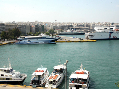 Δεμένοι κάβοι λόγω απεργίας των πληρωμάτων