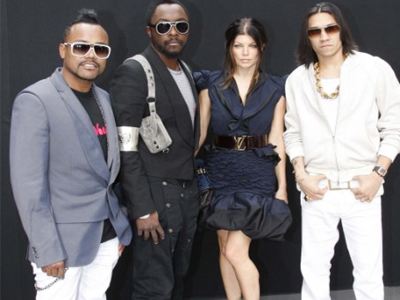 Με «πλατφόρμες» η Fergie στο Παρίσι