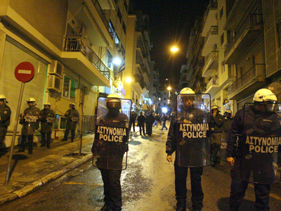 Επεισόδια έξω από το Α.Τ. Φιλαδέλφειας