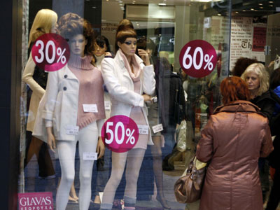 Εκπτώσεις αντίδοτο στην κρίση