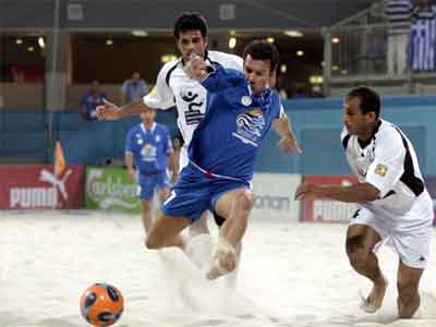 Έχασε και… περιμένει η Εθνική beach soccer