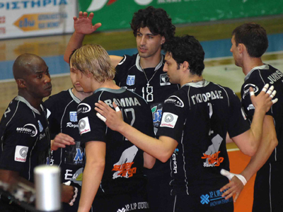 Τριπλό μεταγραφικό «χτύπημα» για την ΕΑ Πατρών