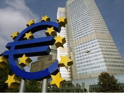 Αρχίζει να φοβίζει την ΕΚΤ το ενδεχόμενο μηδενικών επιτοκίων