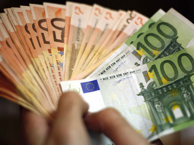 Πτωτικό ρεκόρ 37 ετών έσπασε ο πληθωρισμός