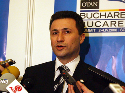 Το Δεκαπενταύγουστο νέος γύρος για το σκοπιανό