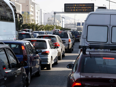 Πάγωσε η αγορά αυτοκινήτου