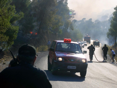 Πυρκαγιά στη Σαλαμίνα