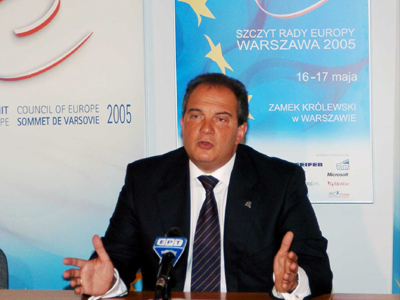 Κ. Καραμανλής: Η «κοινωνική οικονομία της αγοράς» μόνη διέξοδος