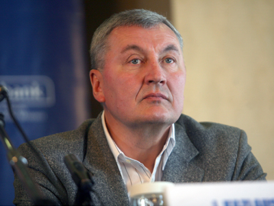 Παρουσίασε τον Καζλάουσκας η ΕΟΚ