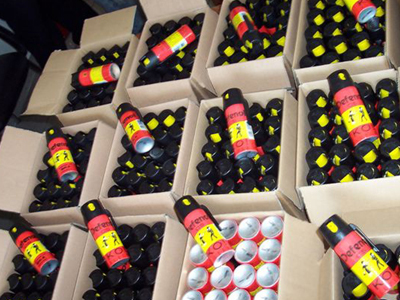 Πολυκατάστημα διέθετε παράνομα 23.160 κροτίδες