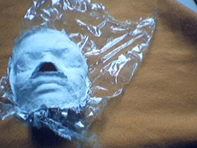 Λήστευε φορώντας μάσκα του Κώστα Σημίτη