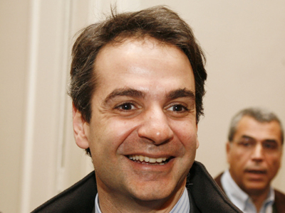 Κατά μάνα κατά κύρη…