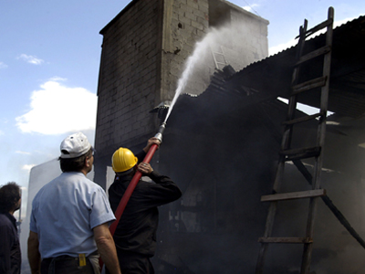 Πυρκαγιά σε πτηνοτροφική μονάδα στον Έβρο