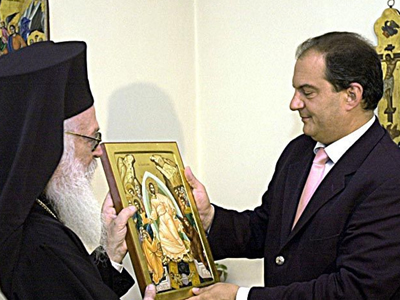 Με την ηγεσία της ελληνικής μειονότητας συναντήθηκε ο Κ. Καραμανλής στα Τίρανα