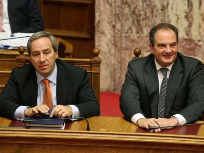 “Ξέχασε”  το όνομα του Καραμανλή ο Αλογοσκούφης στο βιβλίο του