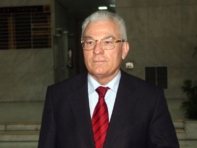 «Μιλάει» με τις ελληνικές Αρχές ο Καραβέλας;