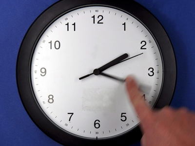 Αλλάζει απόψε η ώρα