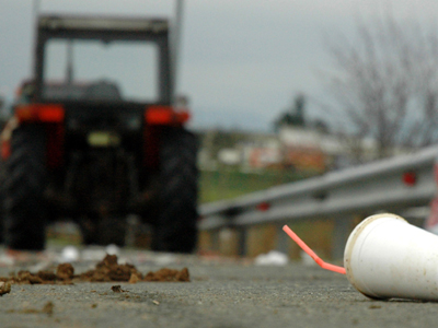 Περιπολικό καταδίωκε… τρακτέρ